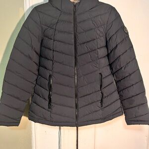 HFX Elegant Black Puffer Jacket SIZE M